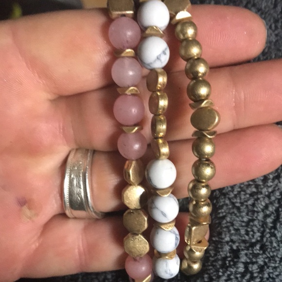 Universal thread stretchy bracelet - Picture 4 of 4